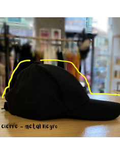 GORRA NEGRA 2