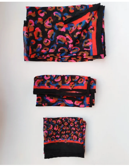 PAÑUELO MEDIANO ZARVAJE NEGRO