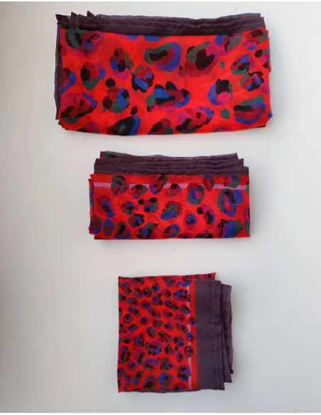 PAÑUELO MEDIANO ZARVAJE ROJO