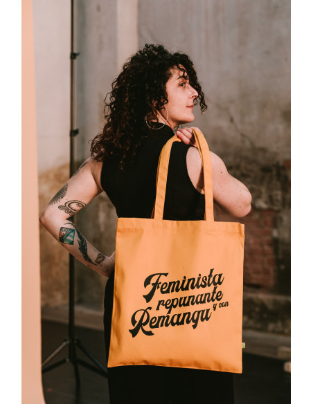 TOTE FEMINISTA REPUNANTE Y CON REMANGU