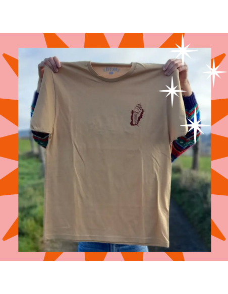 CAMISETA MUYERES EMPODERAES