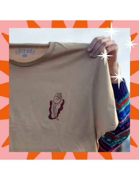 CAMISETA MUYERES EMPODERAES